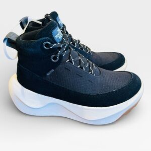 NEW The North Face Halseigh Hiker Boots Women's size 5 Black Lace Up